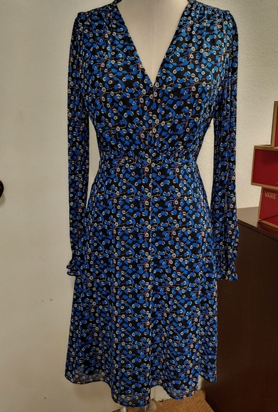 CABI The Ten Dress - Picture 11 of 12